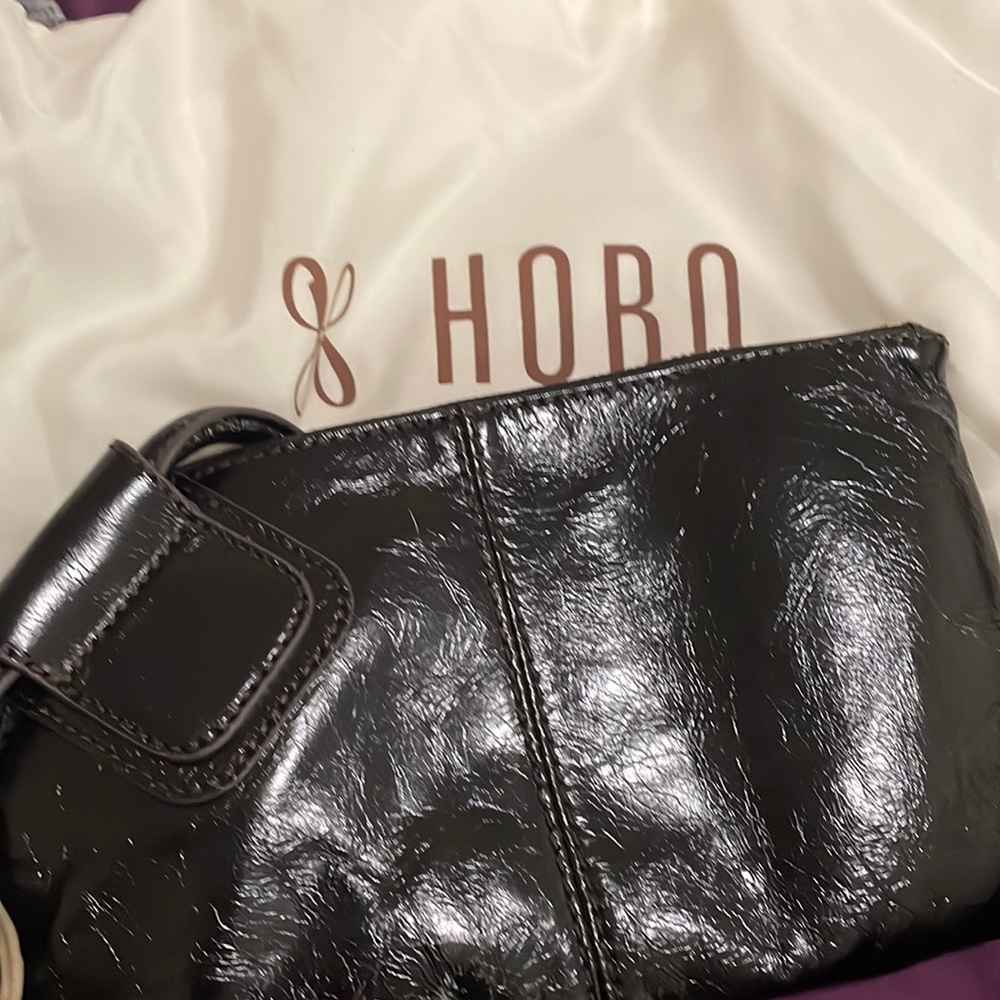 Selling a Hobo purse, still has the tag